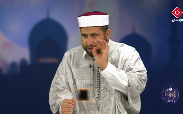 Embedded thumbnail for &quot; الحلقة 25 : قبسات-الدكتور عمر الشبلي &quot; رمضان و ذم الجدال